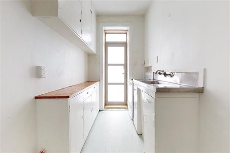 Photo of property in 2/259-263 Jackson Street, Petone, Lower Hutt, 5012