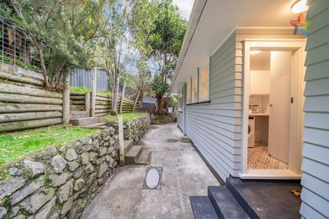 Photo of property in 41 Bird Grove, Stokes Valley, Lower Hutt, 5019