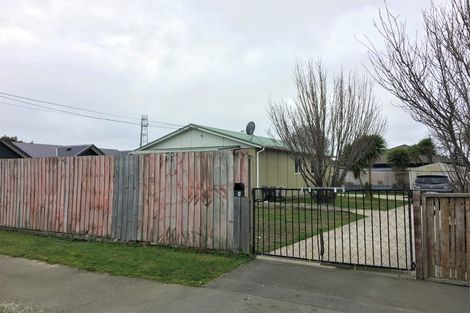 Photo of property in 8 Finsbury Street, Islington, Christchurch, 8042