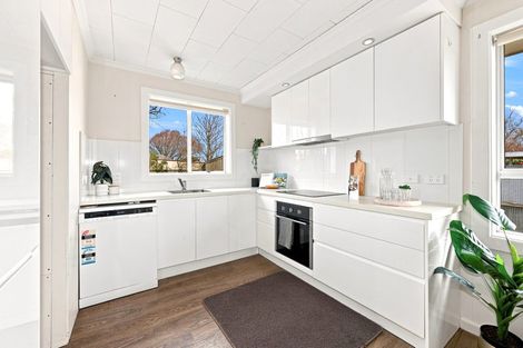 Photo of property in 5 Mappleton Avenue, Burnside, Christchurch, 8053