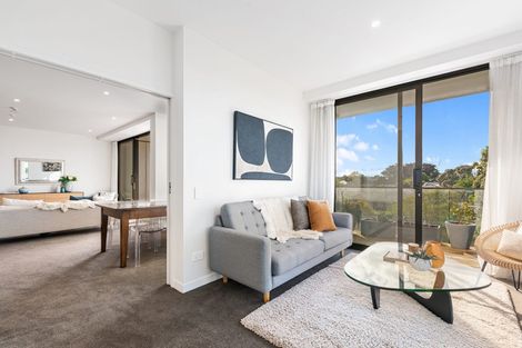 Photo of property in 201/8a Lake Pupuke Drive, Takapuna, Auckland, 0622