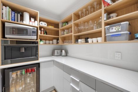 Photo of property in 9 Ellivani Rise, Pukekohe, 2120