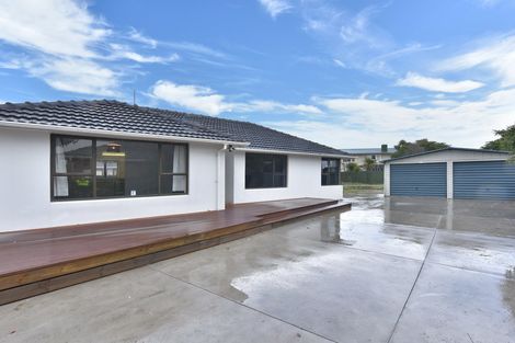 Photo of property in 33 Bournemouth Crescent, Aranui, Christchurch, 8061