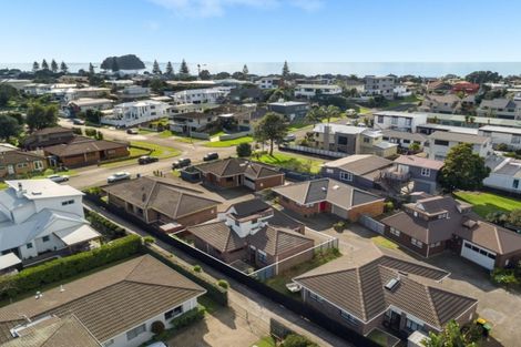 Photo of property in 8 Terrace Avenue, Mount Maunganui, 3116