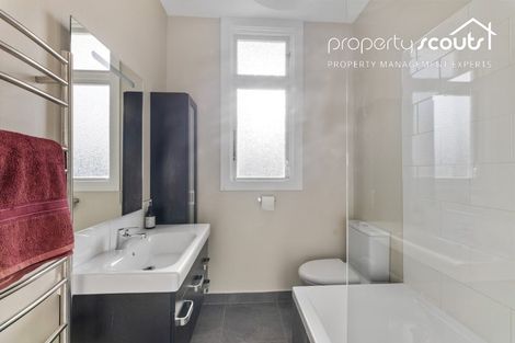 Photo of property in 21 Mataora Road, Kenmure, Dunedin, 9011