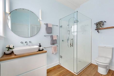 Photo of property in 18 Stewart Street, Raglan, 3225