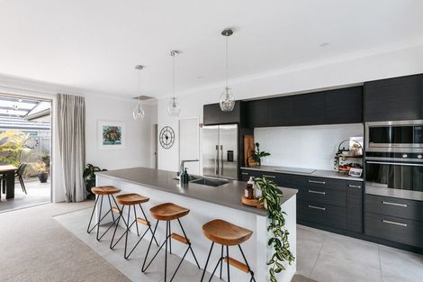 Photo of property in 13 Shoreview Close, Omokoroa, 3114