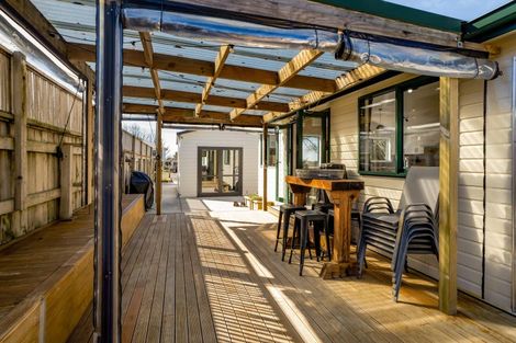 Photo of property in 97 Cordelia Street, Stratford, 4332