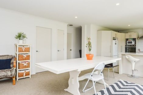 Photo of property in 5 Waikai Close, Ruakura, Hamilton, 3214