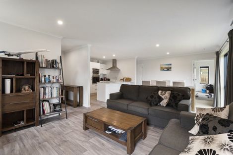 Photo of property in 61 Wilson Street, Bulls, 4818