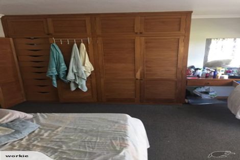 Photo of property in 37 Karewa Street, Castlecliff, Whanganui, 4501