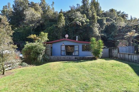Photo of property in 41 Tombleson Road, Lake Rotoma, Rotorua, 3074