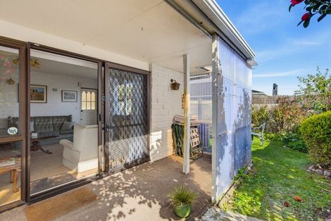 Photo of property in 43 Belvedere Avenue, Waikanae, 5036