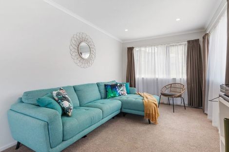 Photo of property in 76 Maire Road, Orewa, 0931