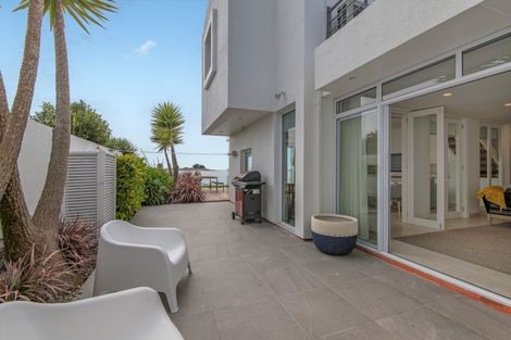 Photo of property in 133 Main Road, Redcliffs, Christchurch, 8081