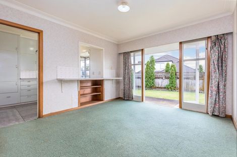 Photo of property in 5 Birchlea Rise, Goodwood Heights, Auckland, 2105