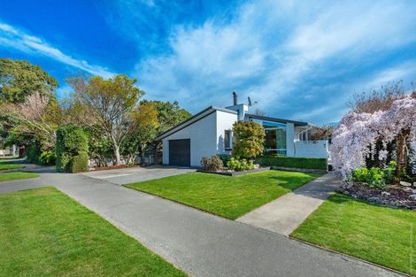 Photo of property in 7 Penwood Street, Russley, Christchurch, 8042