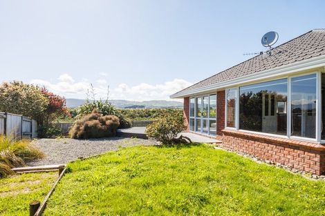 Photo of property in 20 Johnstone Drive, Fitzherbert, Palmerston North, 4410