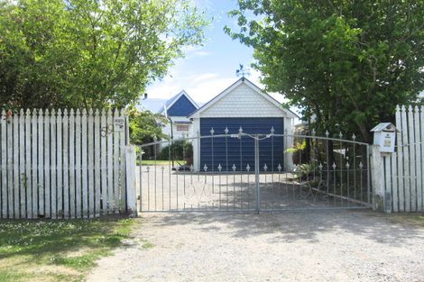 Photo of property in 59 Featherstone Avenue, Kairaki, 7630
