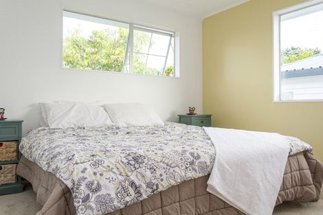 Photo of property in 9 Taieri Crescent, Kelson, Lower Hutt, 5010