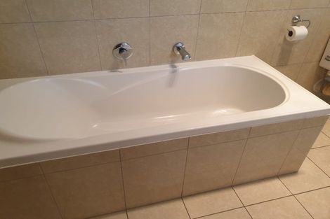 Photo of property in 237 Triangle Road, Massey, Auckland, 0614