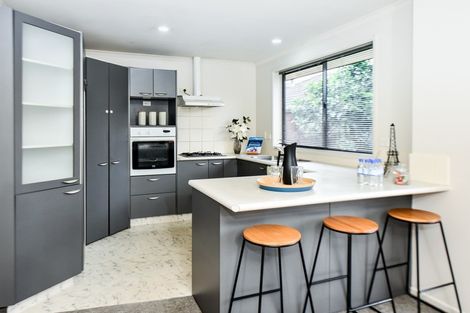 Photo of property in 3 Kingroyal Lane, Hamilton East, Hamilton, 3216