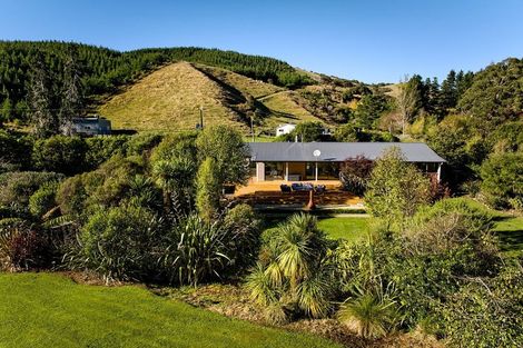 Photo of property in 101 Bulls Run Road, Moonshine Valley, Porirua, 5381