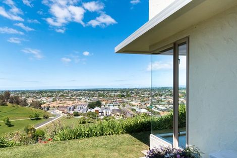 Photo of property in 47 Cumberland Rise, Taradale, Napier, 4112