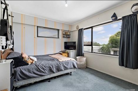Photo of property in 18 Royal Road, Massey, Auckland, 0614
