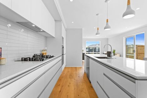 Photo of property in 23 Symes Drive, Red Beach, 0932