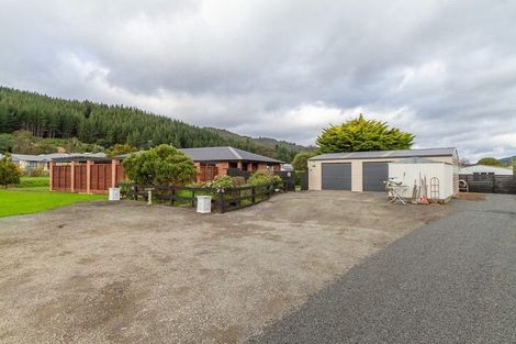 Photo of property in 196a Wise Street, Wainuiomata, Lower Hutt, 5014