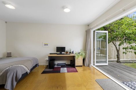 Photo of property in 5 Meadows Avenue, Waiwhetu, Lower Hutt, 5010