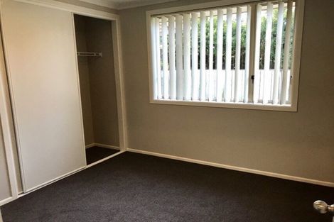 Photo of property in 4 Ballydonegan Rise, East Tamaki, Auckland, 2013
