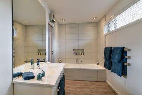 Photo of property in 14 Boyes Crescent, Frankton, Queenstown, 9300