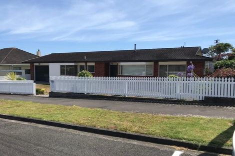 Photo of property in 5 Wilton Street, Westown, New Plymouth, 4310