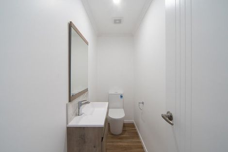 Photo of property in 2/4 Marama Street, Castor Bay, Auckland, 0620