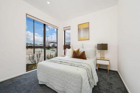 Photo of property in 7 Taiororua Avenue, Massey, Auckland, 0614
