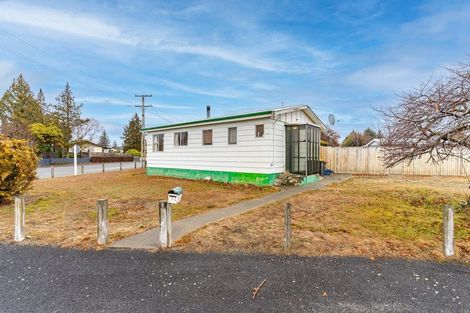 Photo of property in 136 Mackenzie Drive, Twizel, 7901