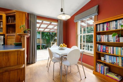 Photo of property in 14 Grosvenor Street, Cambridge, 3434