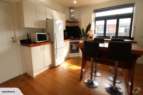 Photo of property in 5 Julian Road, Warea, New Plymouth, 4381