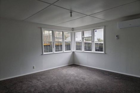 Photo of property in 115 Dimock Street, Titahi Bay, Porirua, 5022