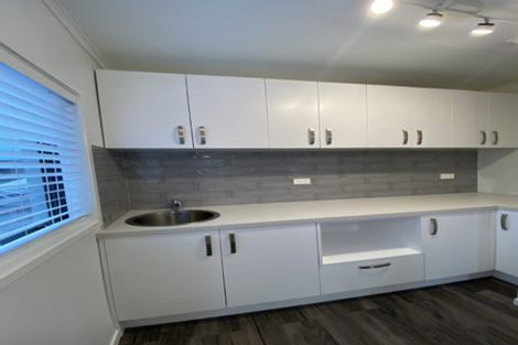 Photo of property in 2a Redwood Drive, Massey, Auckland, 0614