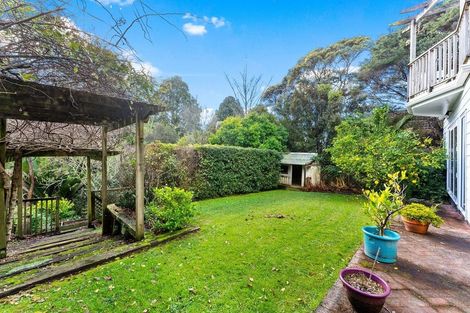 Photo of property in 14 Moore Street, Hillcrest, Auckland, 0627