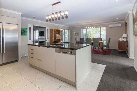 Photo of property in 32 Mokihi Gardens, Hillmorton, Christchurch, 8024