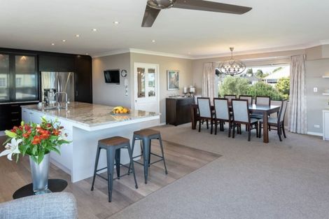 Photo of property in 14a The Parade, Bucklands Beach, Auckland, 2012