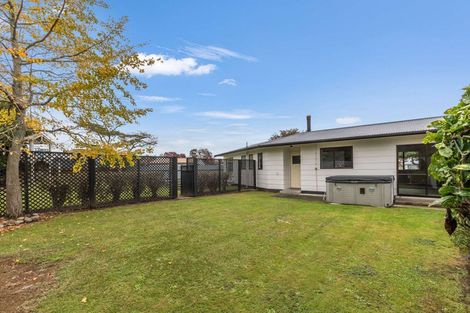 Photo of property in 6 Kirkcaldie Grove, Levin, 5510