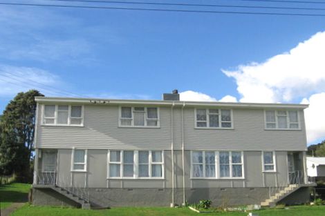 Photo of property in 35a-b Aberfeldy Street, Cannons Creek, Porirua, 5024