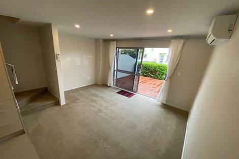 Photo of property in 29/11 Ray Small Drive, Papakura, 2110
