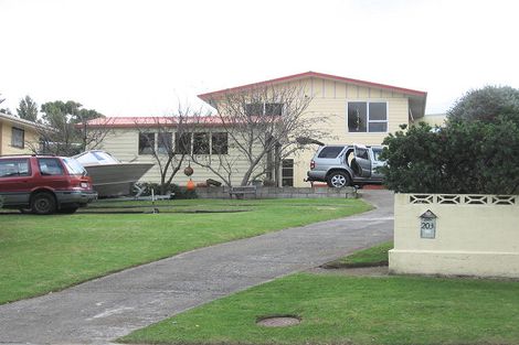 Photo of property in 203 Matai Road, Raumati Beach, Paraparaumu, 5032