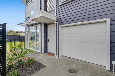 Photo of property in 30 Taitonga Lane, Stanmore Bay, Whangaparaoa, 0932